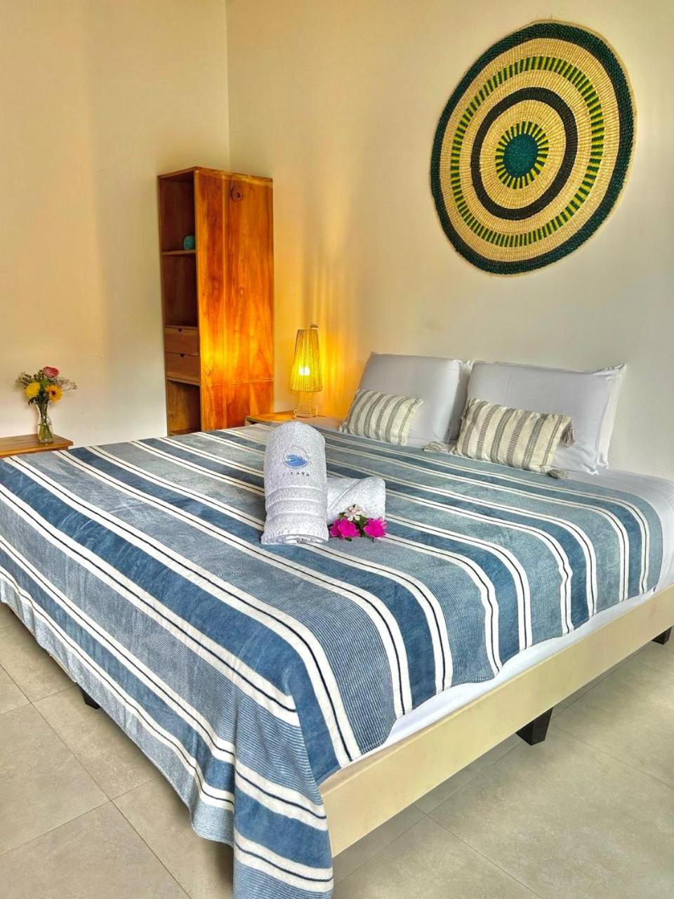 Bed and Breakfast Vikara Олон Номер фото